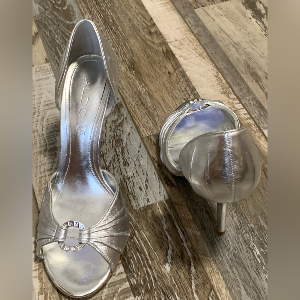 Aldo Silver Open Toe Shoes Size:38